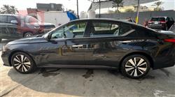 نيسان ألتيما